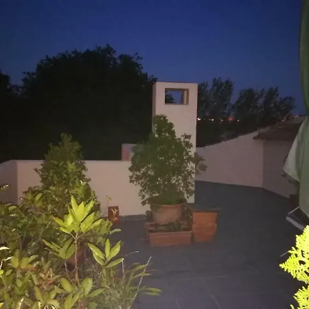 Cozy Independent * Lisbon